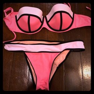 Victoria’s Secret bikini . Strapes are removable